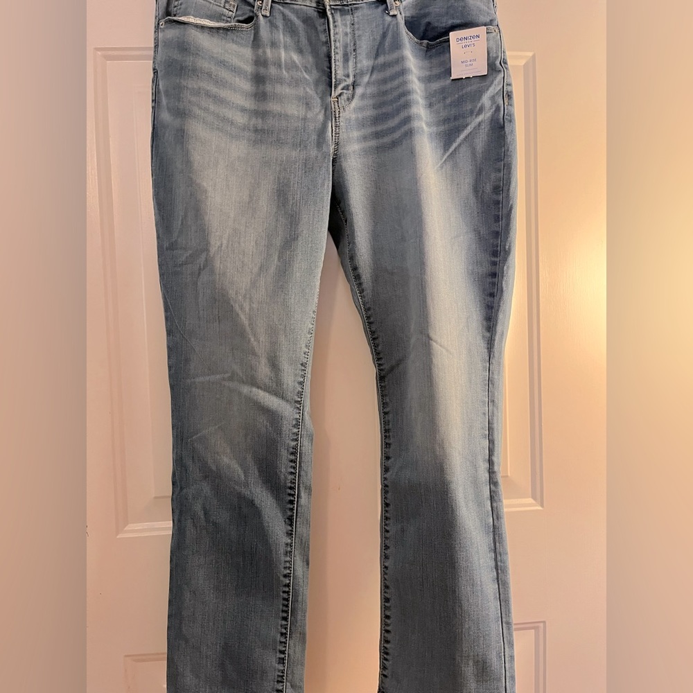 NWT Denizen Slim jeans. 16 short.